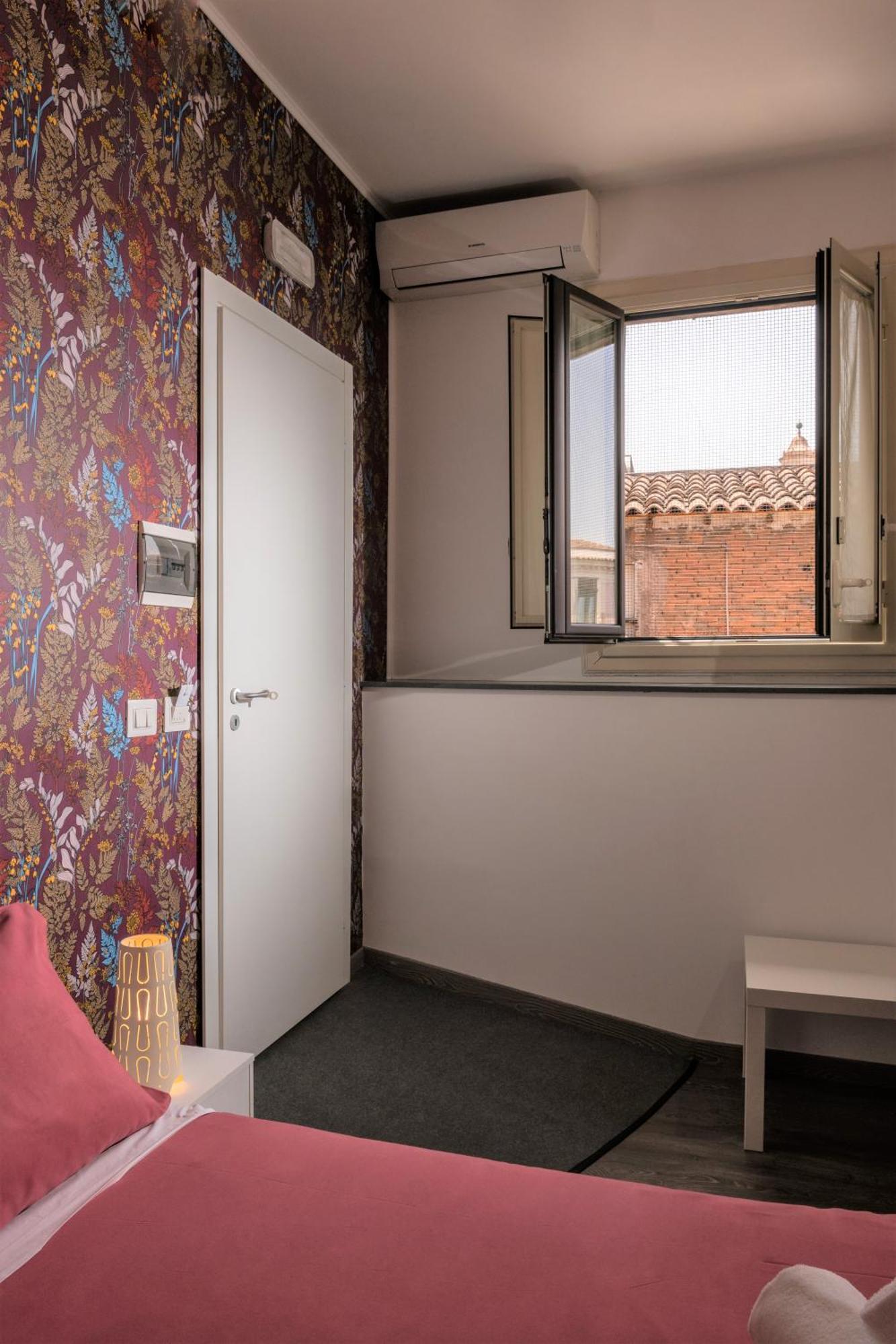 B&B Universita Catania Bagian luar foto